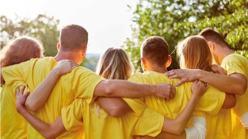 Geschäftsreisen bedeuten oft enge Zeitpläne, flexible Anreisen und den Wunsch nach maximaler Effizienz. Geschäftsreisen bedeuten oft enge Zeitpläne, flexible Anreisen und den Wunsch nach maximaler Effizienz.